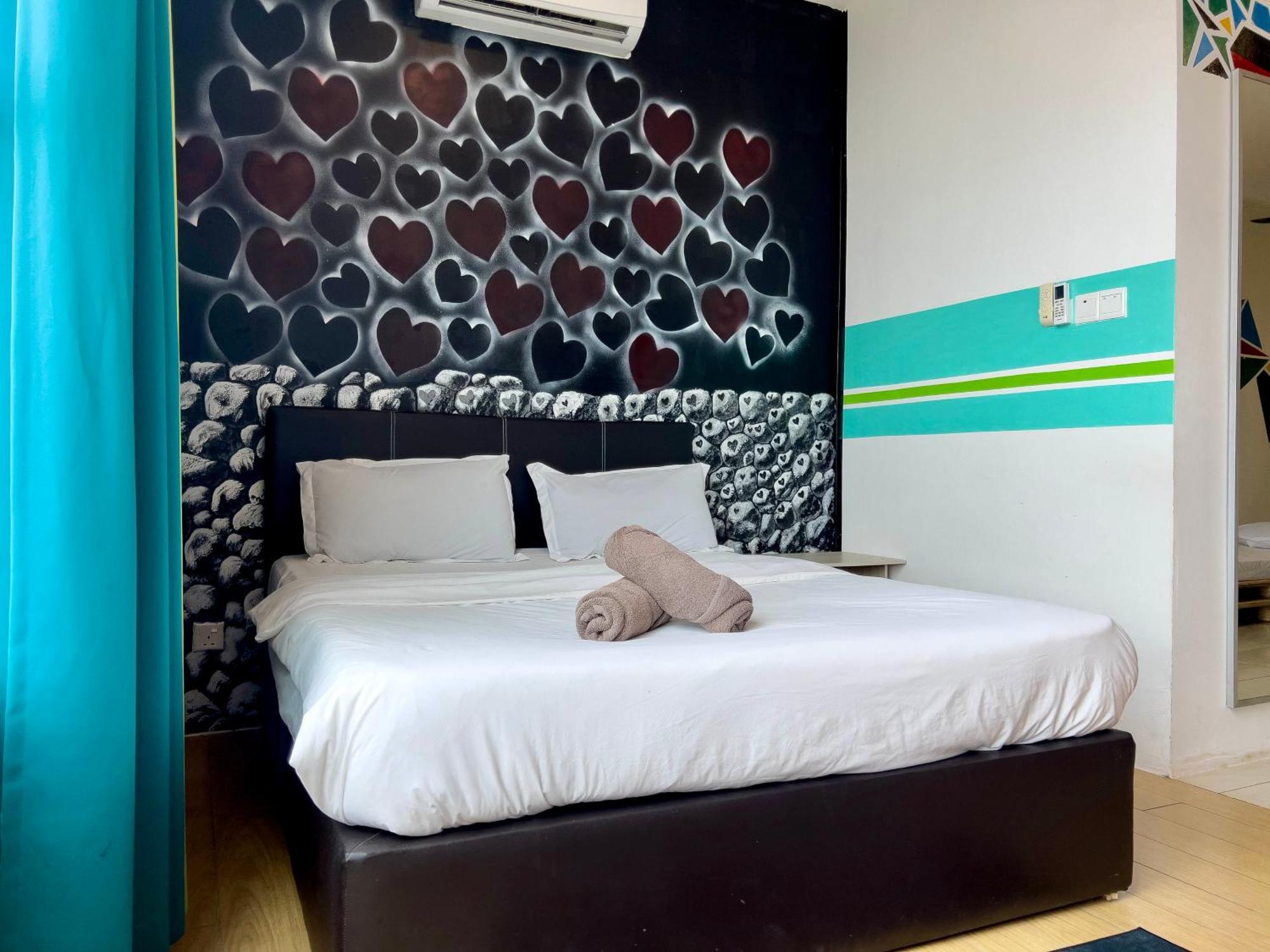 Hush Inn At Itcc Manhattan Suites 亞庇 外观 照片